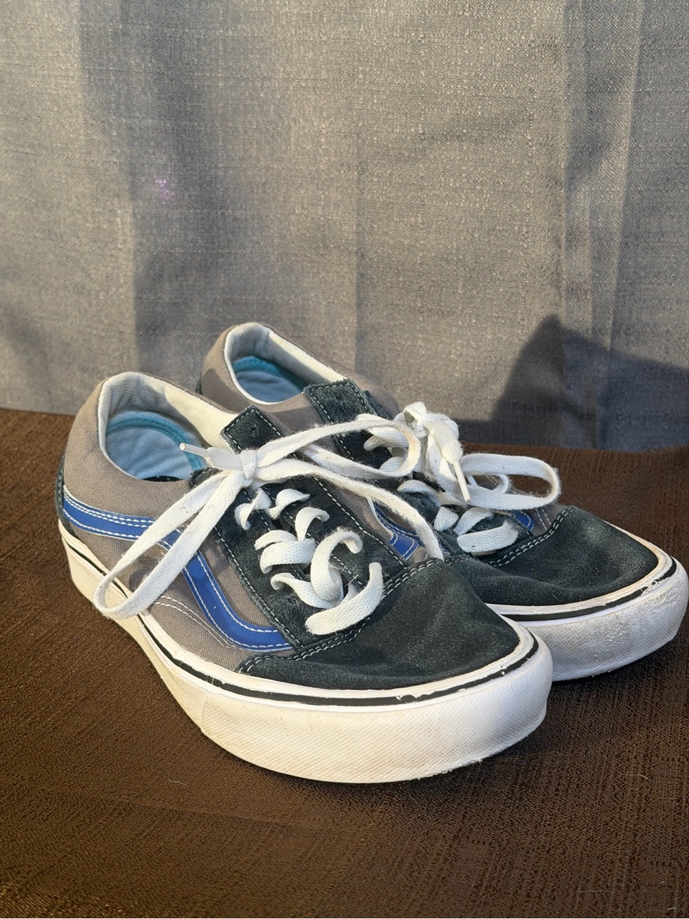 Vans Low-Top Sneakers in Gray, Blue and Black